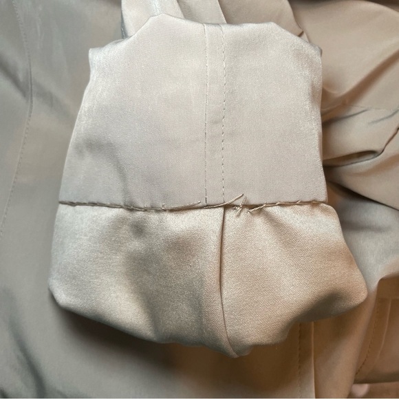 London Fog Women’s Trench Coat Tan Medium 3 Button Spring Rain Casual Neutral - Picture 6 of 13